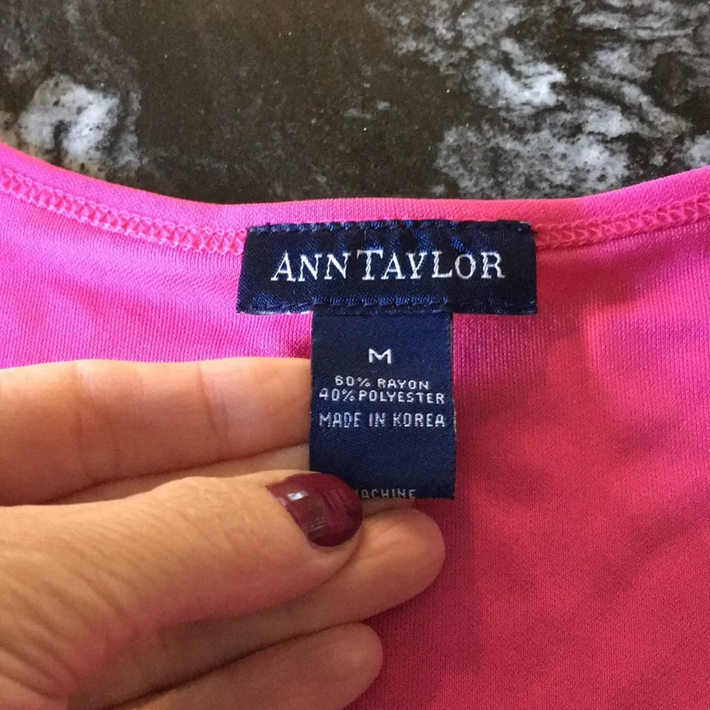 Ann Taylor rayon/ polyester blend sleeveless top - Picture 2 of 4